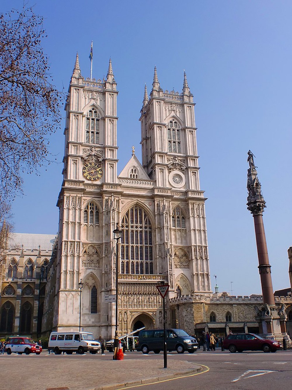 Westminster Abbey: Western façade. Photo Credit: © Σπάρτακος via Wikimedia Commons.