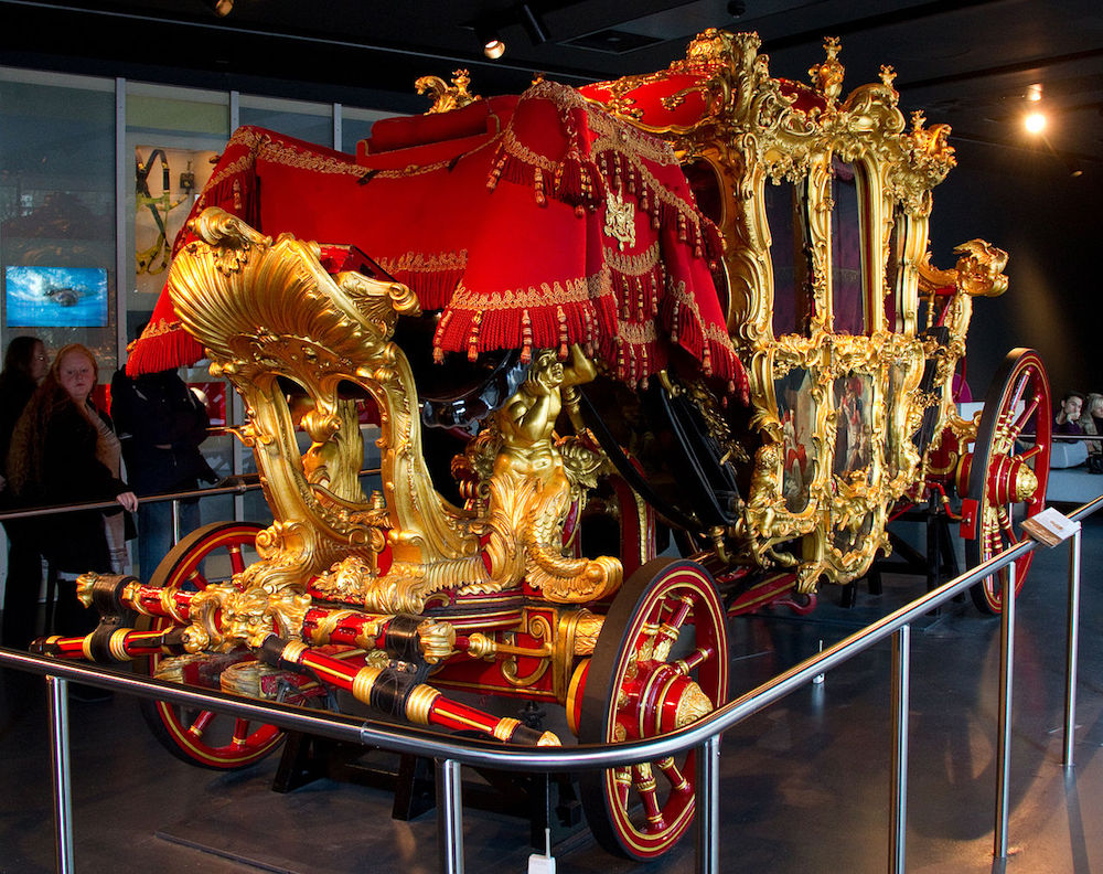 Lord Mayors Coach on display at Museum of London. Photo Credit: © Tony Hisgett via Wikimedia Commons.