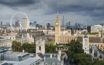 London skyline with Big Ben and environs, including the London Eye, Portcullis House, Parliament Square, and St Margaret's Church. Photo Credit: © Colin via Wikimedia Commons .