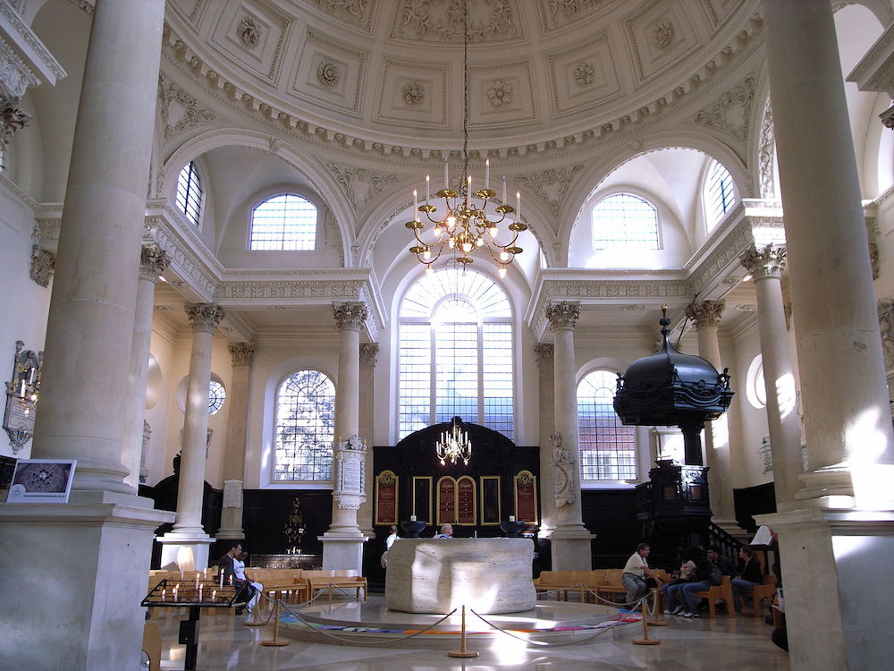 Interior of St Stephen Walbrook.  Photo Credit: © Steve Cadman via Wikimedia Commons.